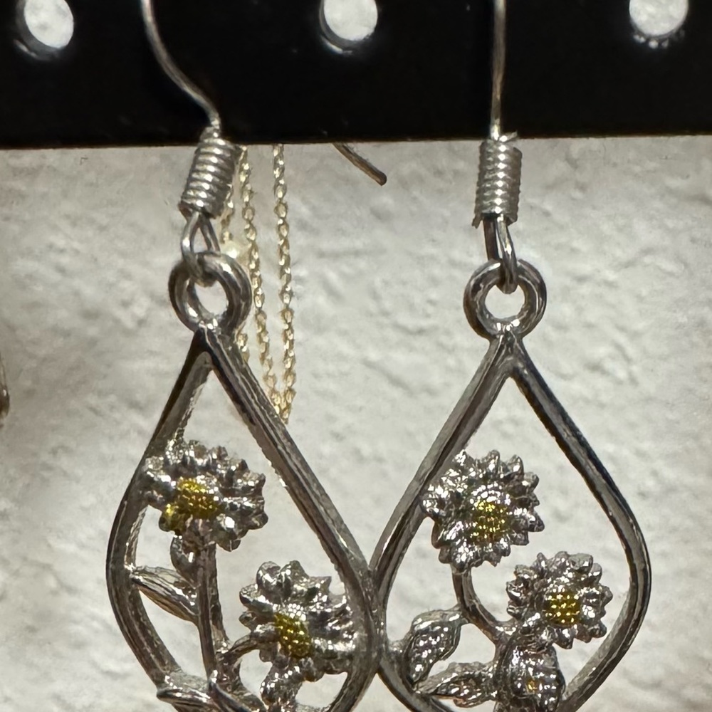 Earring Mega Bundle - Picture 7 of 13